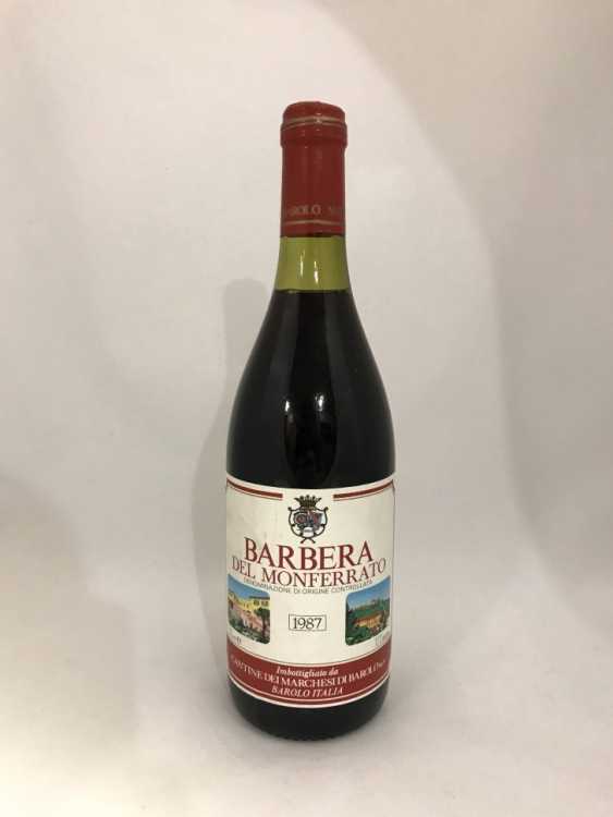 Вино "Barbera Del Monferrato Cantine Del Marchesi Di Barolo" 1987 года.