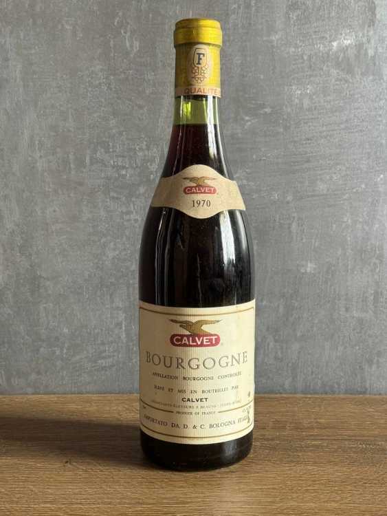 Вино Calvet Bourgogne 1970 года.