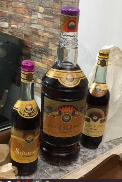 Армянский коньяк "Юбилейный 60 лет" 2.5 литра 80-е.