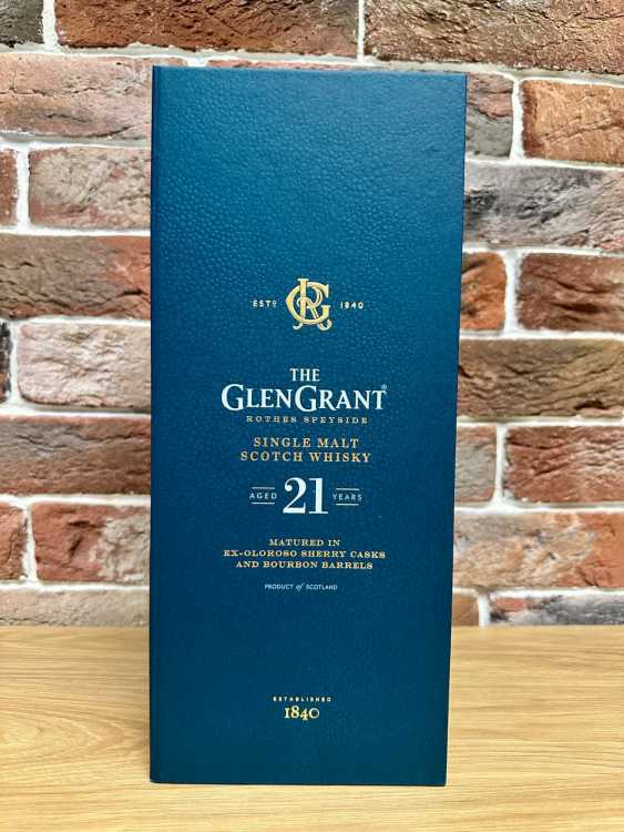 Односолодовый виски "The Glen Grand " 21 год выдержки. Односолодовый виски "The Glen Grand " 21 год выдержки.
