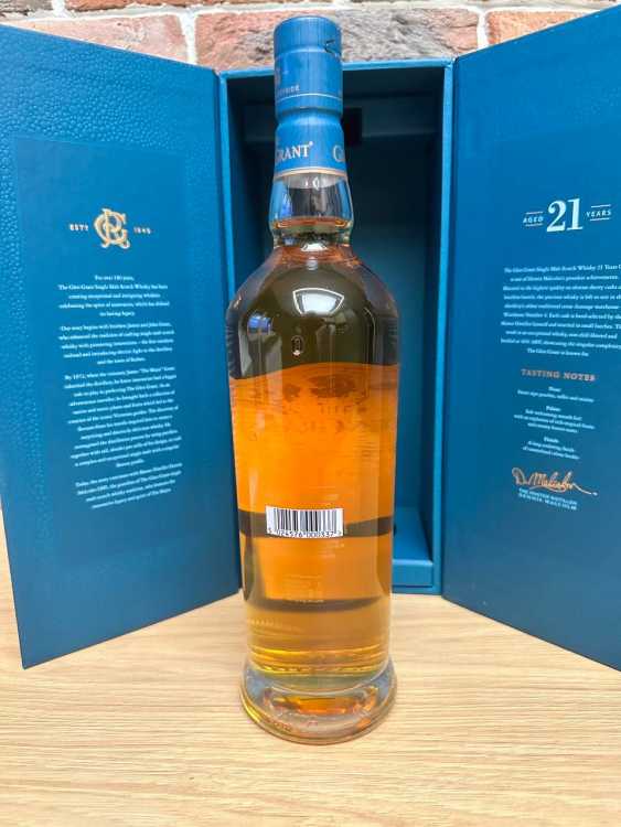 Односолодовый виски "The Glen Grand " 21 год выдержки. Односолодовый виски "The Glen Grand " 21 год выдержки.