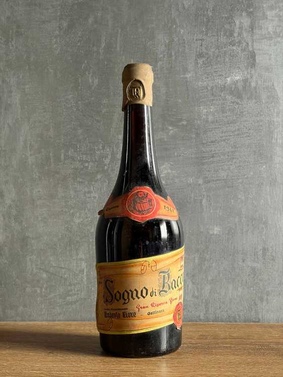 Вино Umberto Fiore Sogno di Bacco 1961 года.