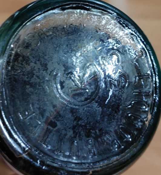 Армянский коньяк "Юбилейный 10 лет" 80-е года. 0,5 литра. СССР