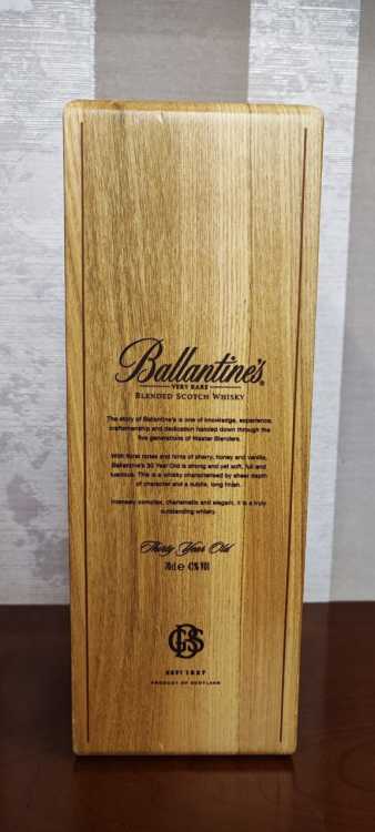 Виски Ballantine's 30 Year Old  0,7 л.