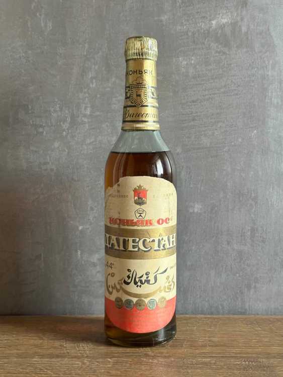 РСФСР "Дагестан 13 лет" 1979 года. 0,5 л СССР. Редкий.